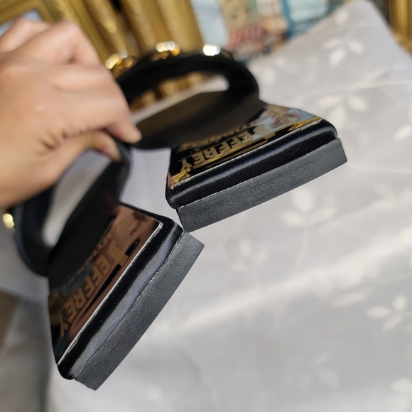 EUC Jeffrey Campbell Black Park Chain Slides Flats Slip-On Sandals Size 7‎ - Picture 4 of 8